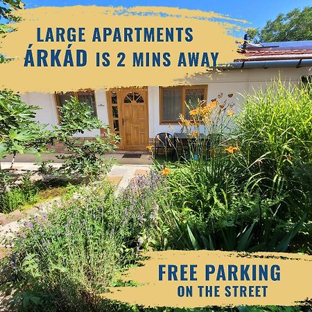 Mandula Apartman Segedin Dış mekan fotoğraf