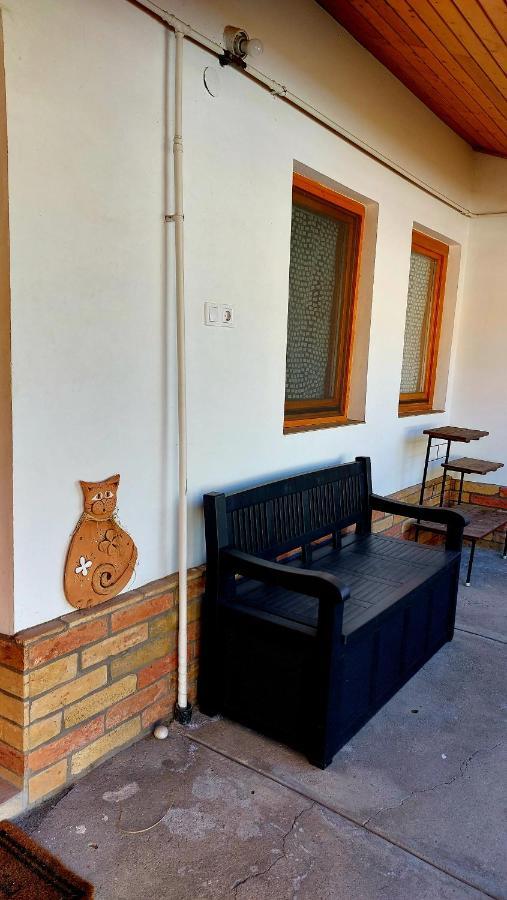 Mandula Apartman Segedin Dış mekan fotoğraf