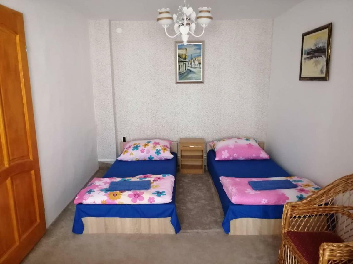 Mandula Apartman Segedin Dış mekan fotoğraf